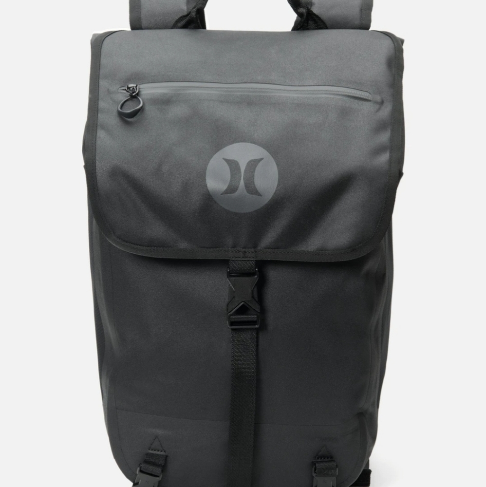 NWT Hurley wet / dry backpack 34L
